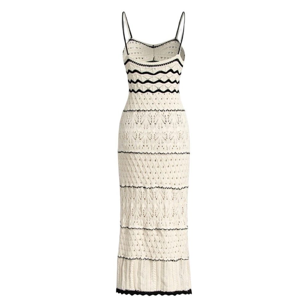 Elegant Cream and Black Knit Dress - Picture 3 of 16